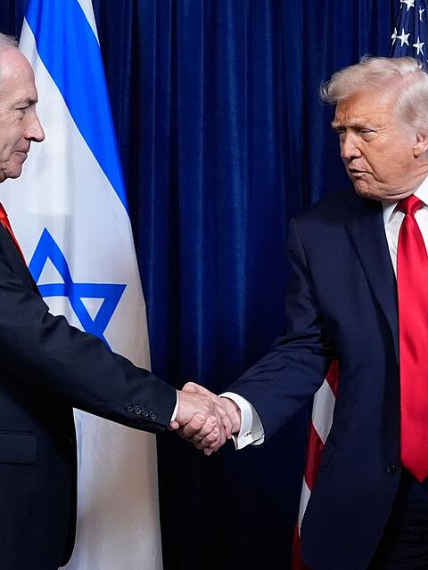 US-Pr&auml;sident Donald Trump (r.) spricht eine Wahlempfehlung f&uuml;r den israelischen Ministerpr&auml;sidenten Benjamin Netanjahu (l.) aus. (Archivbild)