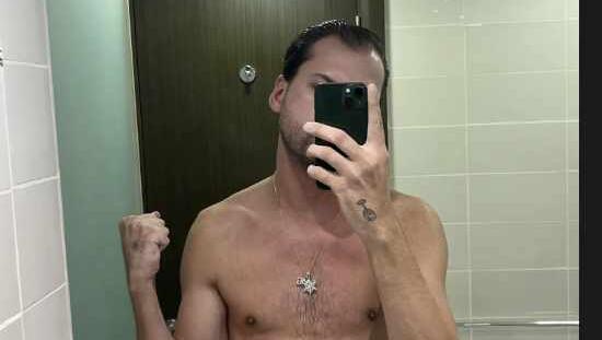 Sixpack und stahlharte Muskeln: Jimi Blue Ochsenknecht hat sich ganz schön verändert. Sixpack und stahlharte Muskeln: Jimi Blue Ochsenknecht hat sich ganz schön verändert.