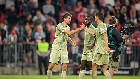 Dreimal Hoffen für Leipzig: Thomas Müller, Dayot Upamecano und Kim Min-jae (v. li.) fehlten dem FC Bayern zuletzt angeschlagen.