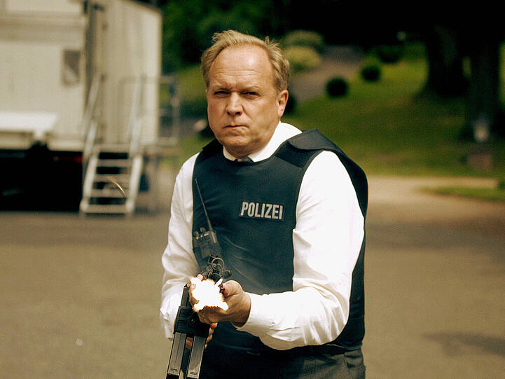 Die "Tatort"-Folge "Im Schmerz geboren" mit Ulrich Tukur als Kommissar Felix Murot wird am 27. März mit dem Grimme-Preis ausgezeichet