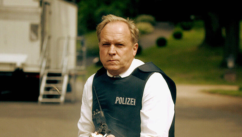 Die "Tatort"-Folge "Im Schmerz geboren" mit Ulrich Tukur als Kommissar Felix Murot wird am 27. März mit dem Grimme-Preis ausgezeichet Die "Tatort"-Folge "Im Schmerz geboren" mit Ulrich Tukur als Kommissar Felix Murot wird am 27. März mit dem Grimme-Preis ausgezeichet