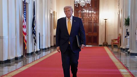 Trump springt Bolsonaro zur Seite.