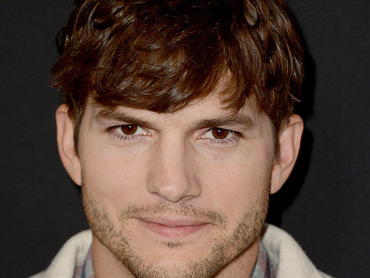 Ashton Kutcher: Kein Glück mit T-Shirts