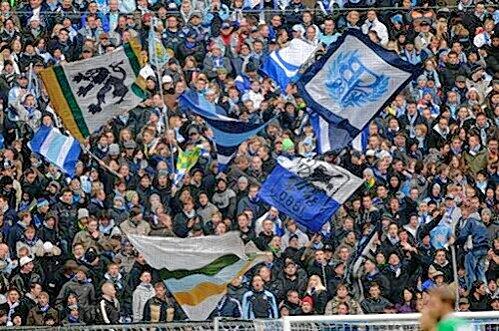 Jubelnde Löwenfans