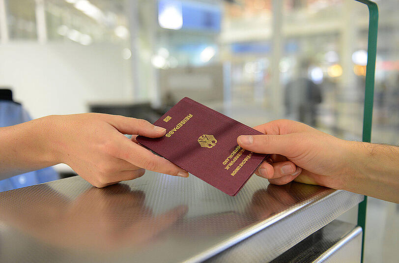Beinahe täglich werden am Münchner Flughafen illegale Einreisen registriert. (Symbolbild)