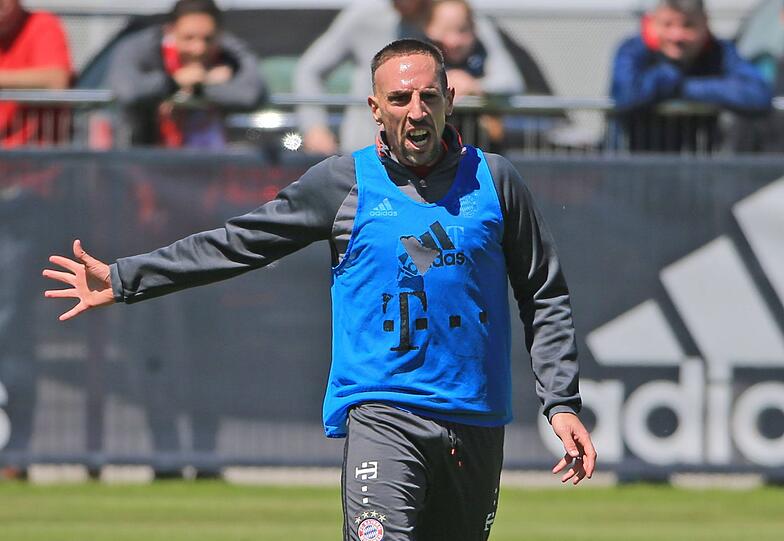 Ebenfalls gezeichnet: das Leiberl von Franck Ribéry.