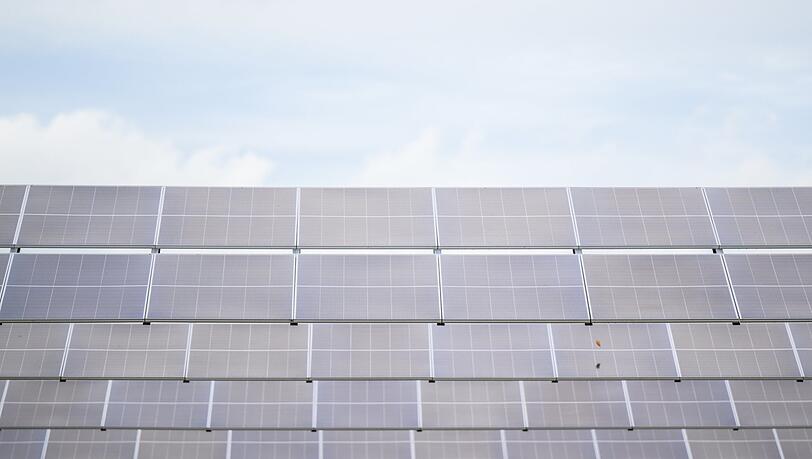 Solar gibt es nicht auf allen Münchner Dächern. Solar gibt es nicht auf allen Münchner Dächern.