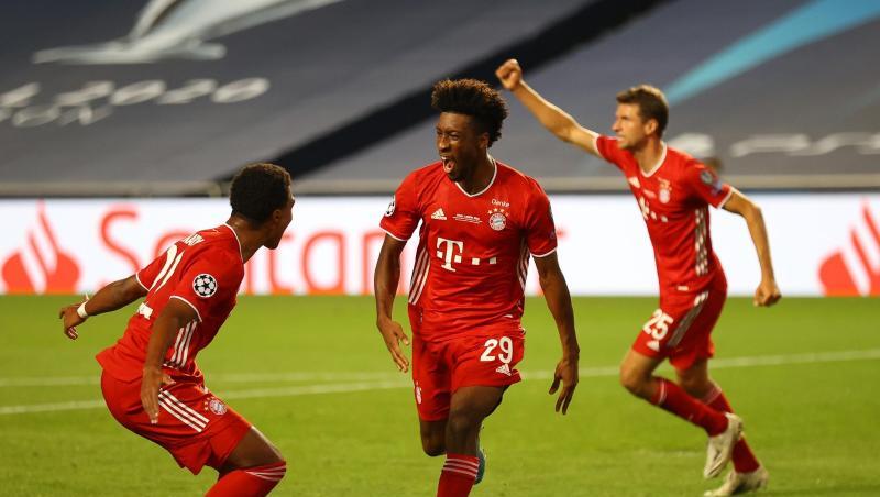 Kingsley Coman (M) von Bayern München feiert sein Tor zum 1:0 gegen Paris Saint-Germain. Kingsley Coman (M) von Bayern München feiert sein Tor zum 1:0 gegen Paris Saint-Germain.