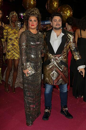 Voller Einsatz gegen HIV und AIDS: Beim Life Ball 2015 kämpfen die Stars und Sternchen sehr freizügig um Spenden. Die Bilder von der schrillen Benefiz-Gala.