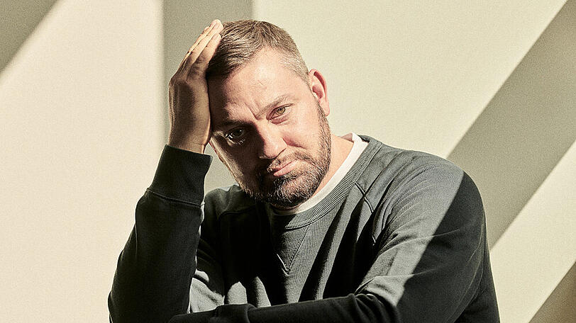 Fritz Kalkbrenner produziert nicht nur, sondern singt auch.