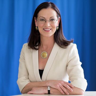 Claudia Tausend. Claudia Tausend.