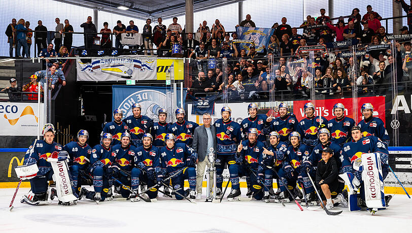 Ein erster kleinerer Triumph, dem am Saisonende möglichst ein großer folgen soll: Der EHC Red Bull München freut sich über den Erfolg beim Warrior Cup in Kaufbeuren und eine gelungene Generalprobe vor dem DEL-Start.