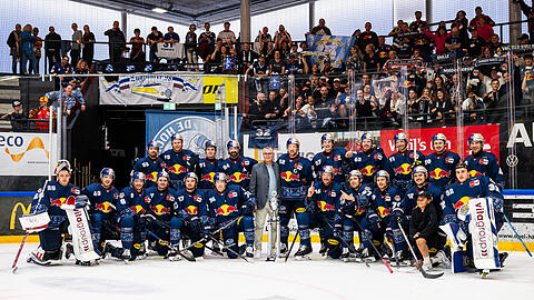 Ein erster kleinerer Triumph, dem am Saisonende möglichst ein großer folgen soll: Der EHC Red Bull München freut sich über den Erfolg beim Warrior Cup in Kaufbeuren und eine gelungene Generalprobe vor dem DEL-Start.