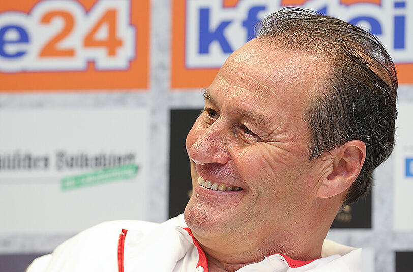 Huub Stevens übernahm in Hoffenheim als "Feuerwehr-Mann". Er soll die TSG in dieser Saison vor dem Abstieg retten. Sein Nachfolger steht aber bereits fest...