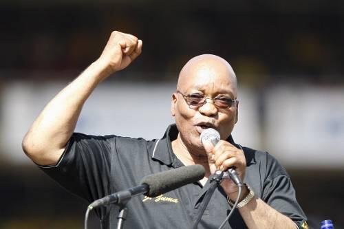 Er rockt die Massen: Jacob Zuma singt bei Wahlkundgebungen gerne sein Lieblingslied "Bringt mir mein Maschinengewehr"