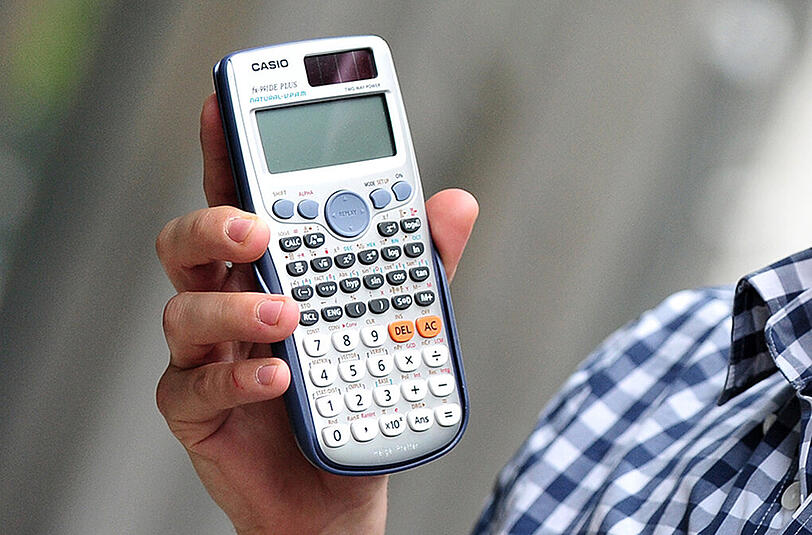 Der Taschenrechner darf auch im ersten Teil des Mathe-Abiturs weiterhin benutzt werden.