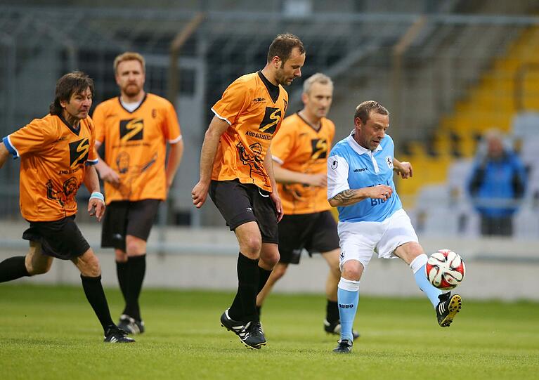 Die Bilder vom Benefiz-Spiel zugunsten von Olaf Bodden aus dem Grünwalder Stadion.