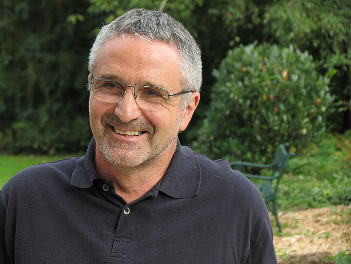 Ayurveda-Pionier und -Experte Dr. Hans Schäffler