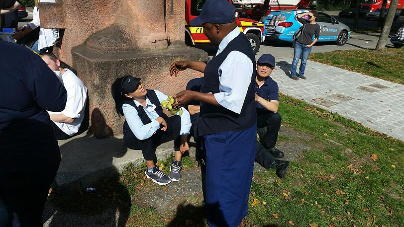 Die Polizei evakuierte das Deutsche Museum. Die Mitarbeiter bekamen für den Rest des Dienstages frei.