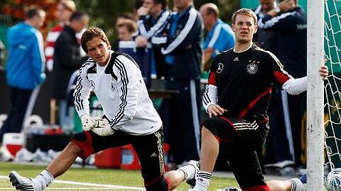 Training mit dem Rivalen Neuer: René Adler (l.).