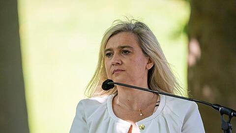 Melanie Huml (CSU) bei einer Pressekonferenz. Foto: Peter Kneffel/dpa-Pool/dpa