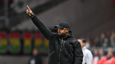Coach Vincent Kompany und seine Bayern marschieren bislang in der Bundesliga vorneweg. (Archivfoto)