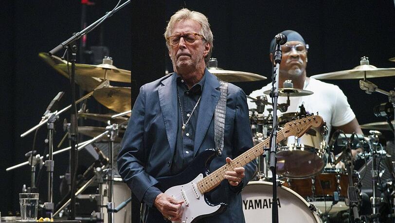 Eric Clapton auf der Bühne.