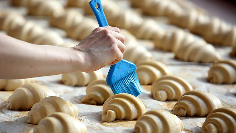 Buttercroissants gibt es jeden Freitag. Buttercroissants gibt es jeden Freitag.