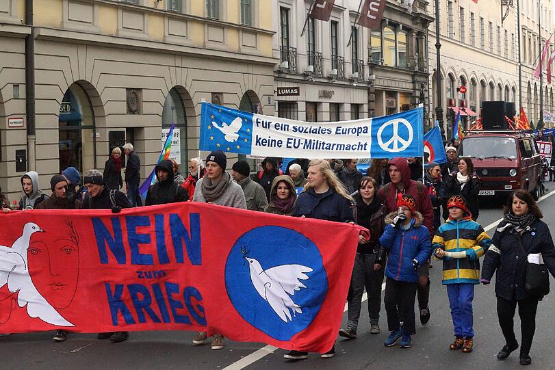 Ostermarsch durch München - die Bilder.