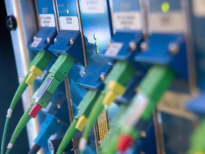 Unter den 20 größten deutschen Städten hat Köln das dichteste Glasfaser-Netz.
