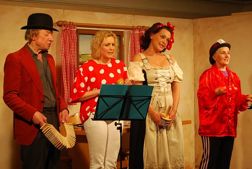 Das Obermenzinger Starbierfest ist für sein Bauerntheater bekannt.