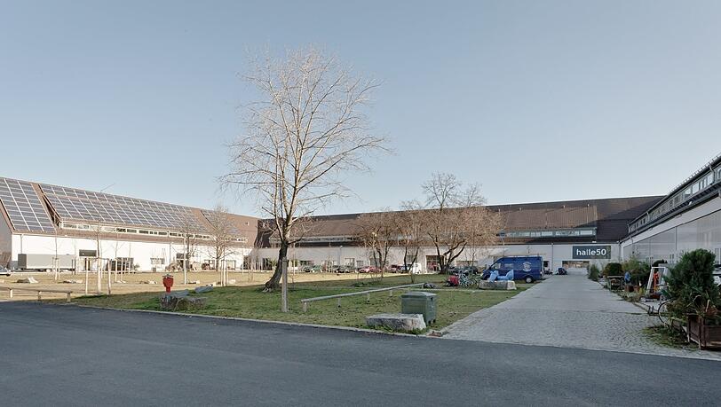 Die "DomagkAteliers" mit dem "Haus 50": Viele Künstler müssen ihre Ateliers verlassen. Sie wehren sich. Die "DomagkAteliers" mit dem "Haus 50": Viele Künstler müssen ihre Ateliers verlassen. Sie wehren sich.