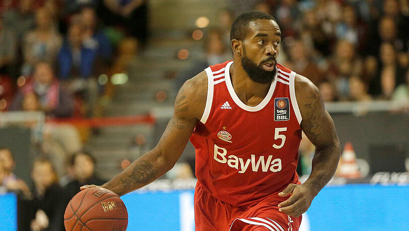 K.C. Rivers rette die Basketballer des FC Bayern in die Verlängerung. K.C. Rivers rette die Basketballer des FC Bayern in die Verlängerung.