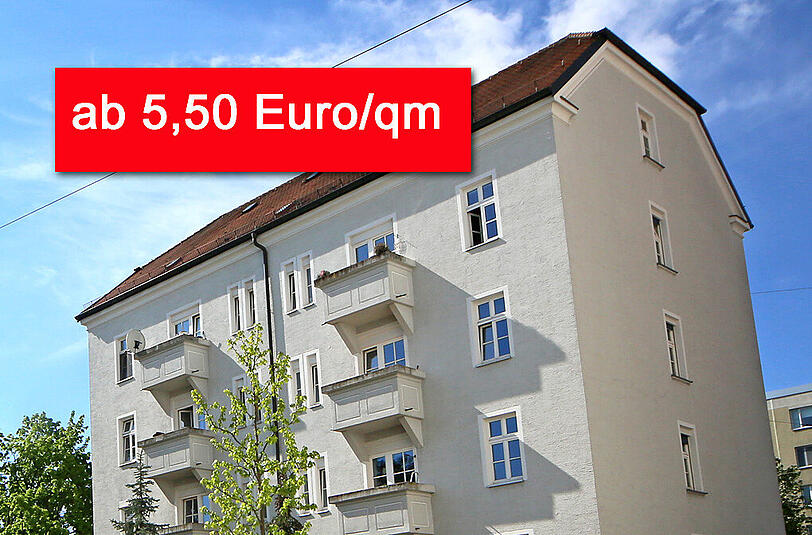 Fescher Altbau am ehemaligen Tram-Betriebshof an der Dachauer Straße: In den Hausnummern 100 - 108 wohnen SWM-Mitarbeiter für 5,50 bis 8,60/qm Kaltmiete.