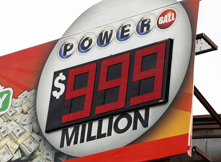 Eine Anzeigetafel für das Powerball-Lotto in den USA. Der möglich Gewinnn übersteigt die Anzeigefähigkeit: 1,3 Milliarden Dollar.