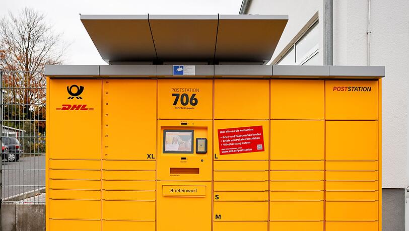 Gestatten, Ihre Postfiliale! Bundesweit 72 Automaten wurden als Postfilialen zugelassen, diese hier in Sankt Augustin bei Bonn ist eine davon.