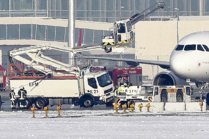 Am Mittwoch kollidierte am Münchner Flughafen ein Airbus mit zwei Enteisungsfahrzeugen. Es entstand ein hoher Sachschaden.