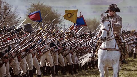 Der große,strategische Motivator: JoaquinPhoenix als Napoleon vor der Schlacht.