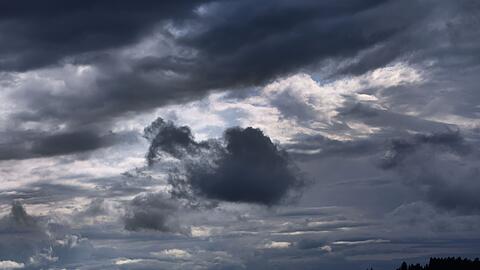 Gewitterwolken zogen durchs Allg&auml;u.