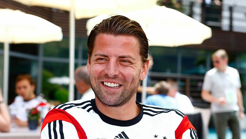 Roman Weidenfeller: Null Minuten Einsatzzeit, 100 Prozent Trainingseifer. Die Nummer 2 stärkte Neuer jederzeit den Rücken. Roman Weidenfeller: Null Minuten Einsatzzeit, 100 Prozent Trainingseifer. Die Nummer 2 stärkte Neuer jederzeit den Rücken.