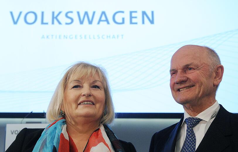 Nach dem Machtkampf bei VW sind Ursula und Ferdinand Piëch aus dem VW-Aufsichtsrat zurückgetreten.