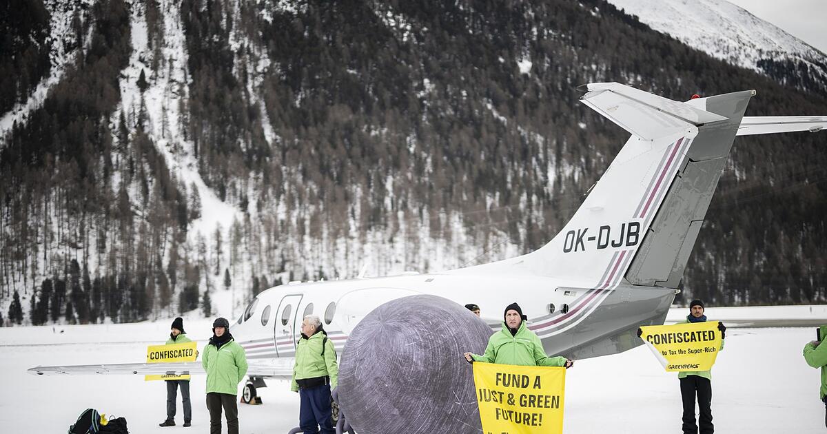 Im-Privatjet-nach-Davos-Greenpeace-fordert-Verbot