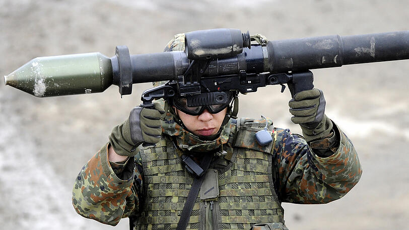Bei einer Übung mit einer Panzerabwehrrakete ist in Wildflecken ein Soldat getötet worden. (Symbolfoto)