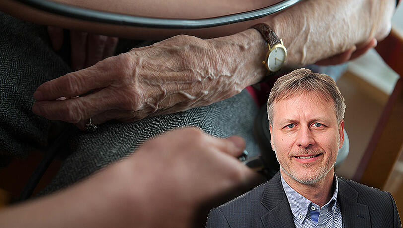 Klinik-Sprecher Philip Kreßirer im Gespräch mit der AZ. Klinik-Sprecher Philip Kreßirer im Gespräch mit der AZ.