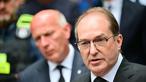 Innenminister Alexander Dobrindt spricht von einem Terroranschlag.