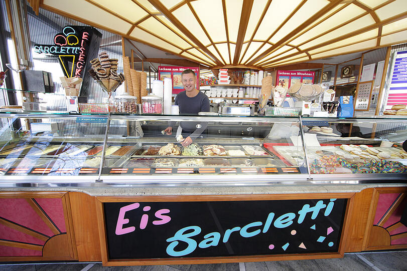 Kalter Klassiker: das &bdquo;Sarcletti&ldquo; an der Nymphenburger Straße. Pedro Gaspar findet, dort gibt&rsquo;s das beste Eis der Stadt.