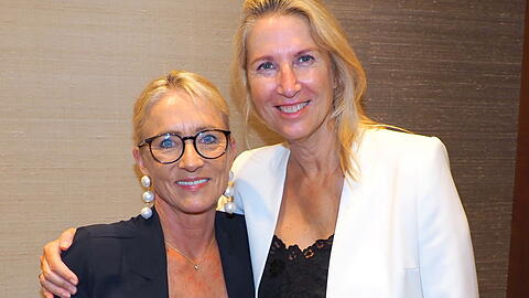 Trauer verbindet: Heidi Beckenbauer (l.) und Susanne Schaefer.