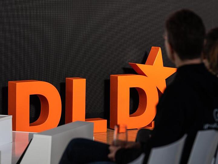 Auf der Innovationskonferenz DLD in München haben Unternehmer, Experten und Wissenschaftler am Wochenende nach Wegen gesucht, neues Vertrauen in die Zukunft zu finden.
