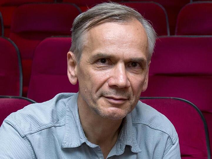 Für seinen zweiten Roman "Stern 111" hat Lutz Seiler den Leipziger Buchpreis gewonnen.
