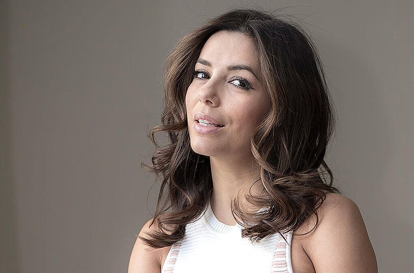 So schön ist nur ein natürliches Lächeln - Eva Longoria bezaubert alle mit ihrer Ausstrahlung. Kaum einer kommt auf die Idee, dass die "Desperate Housewife" schon 40 Jahre alt ist.